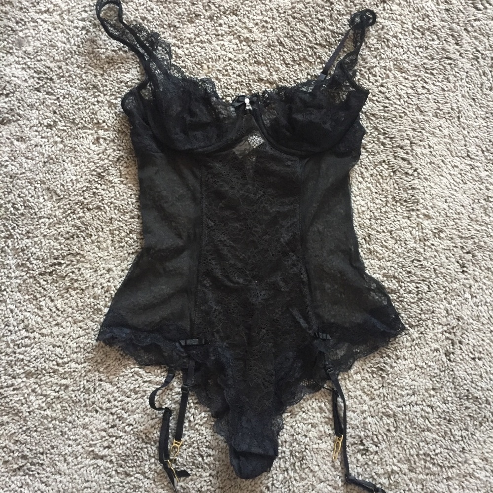 Lacey bodysuit